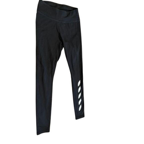 "PACT" Graphic Black Leggings SZ S Lightning Bolt Skull Workout Grateful Dead - Picture 1 of 8